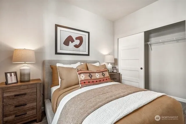 $2,800 | 12107 127th Ave Court East, Puyallup, WA 98374