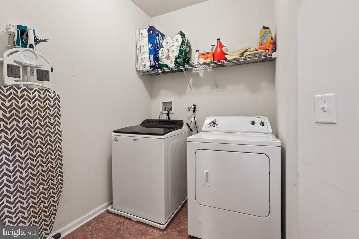 821 Timberlake Drive Ewing, NJ 08618 - Photo 16 of 27