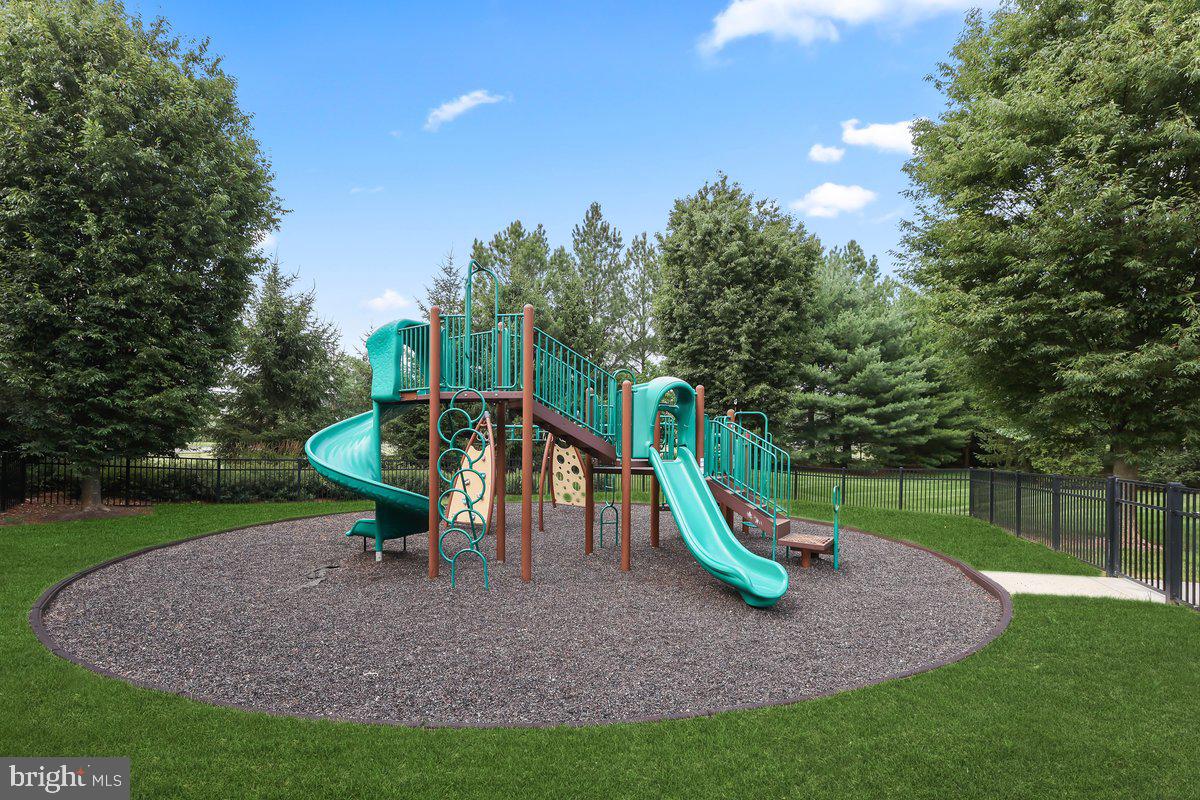 821 Timberlake Drive Ewing, NJ 08618 - Photo 21 of 27