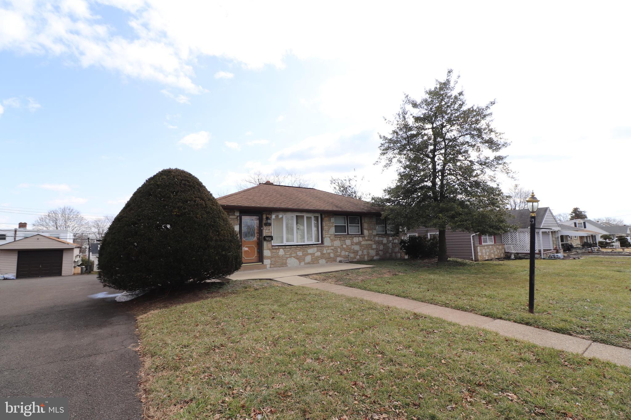 9311 Academy Road Philadelphia, PA 19114 - Photo 2 of 63 Gallery Image 2