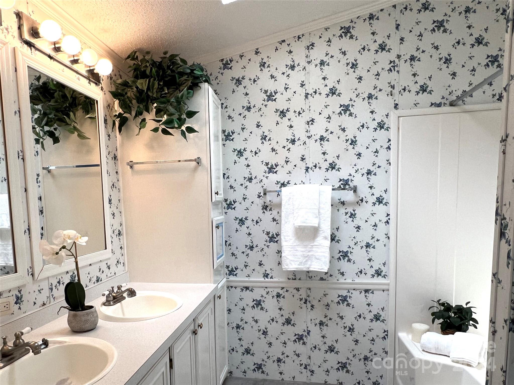 3781 Lee Moore Road Maiden, NC 28650 - Photo 20 of 27 Gallery Image 20