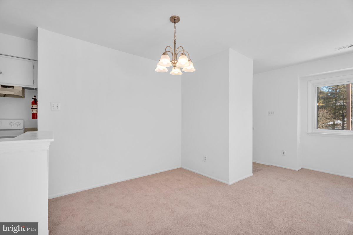 103 Lucas Lane Voorhees, NJ 08043 - Photo 11 of 28