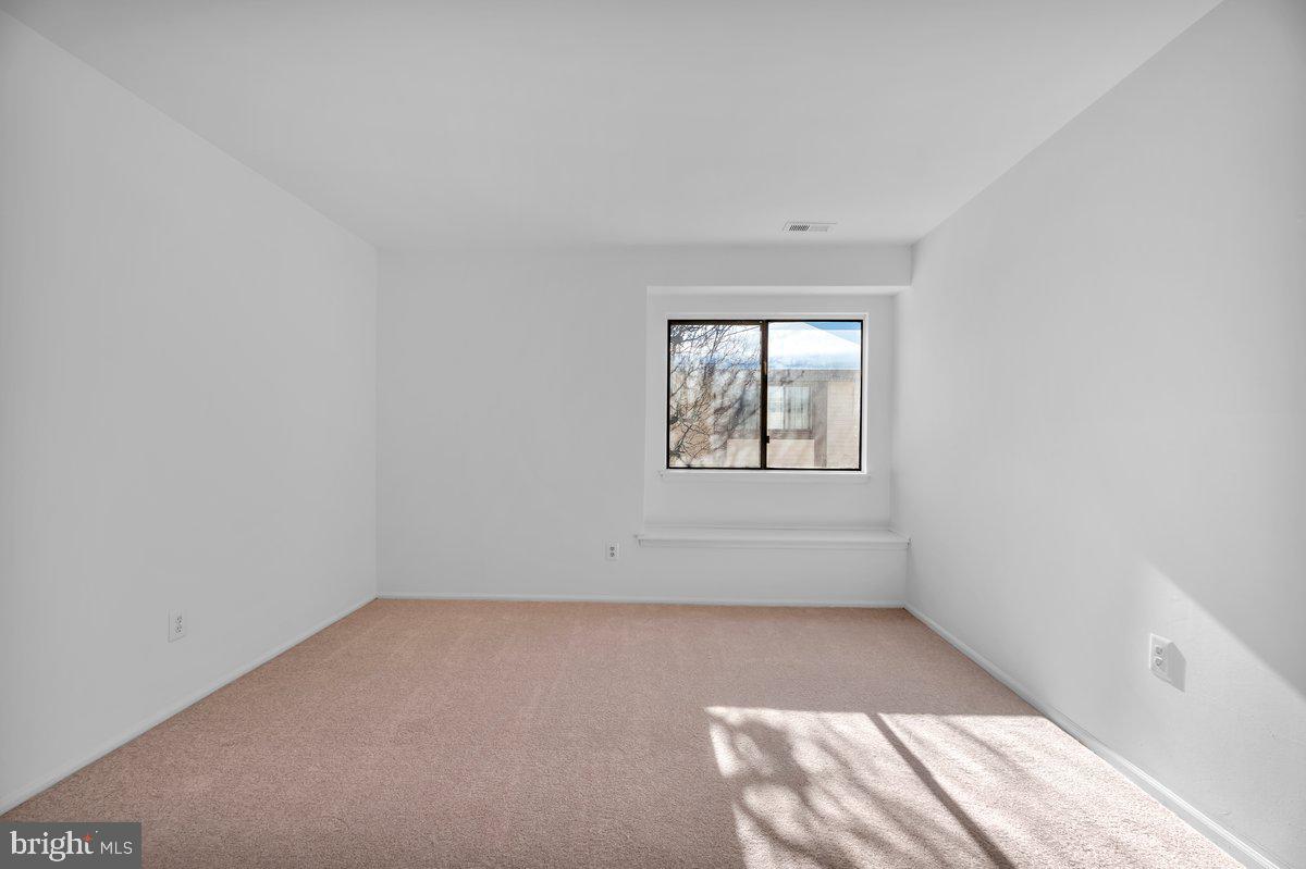 103 Lucas Lane Voorhees, NJ 08043 - Photo 26 of 28