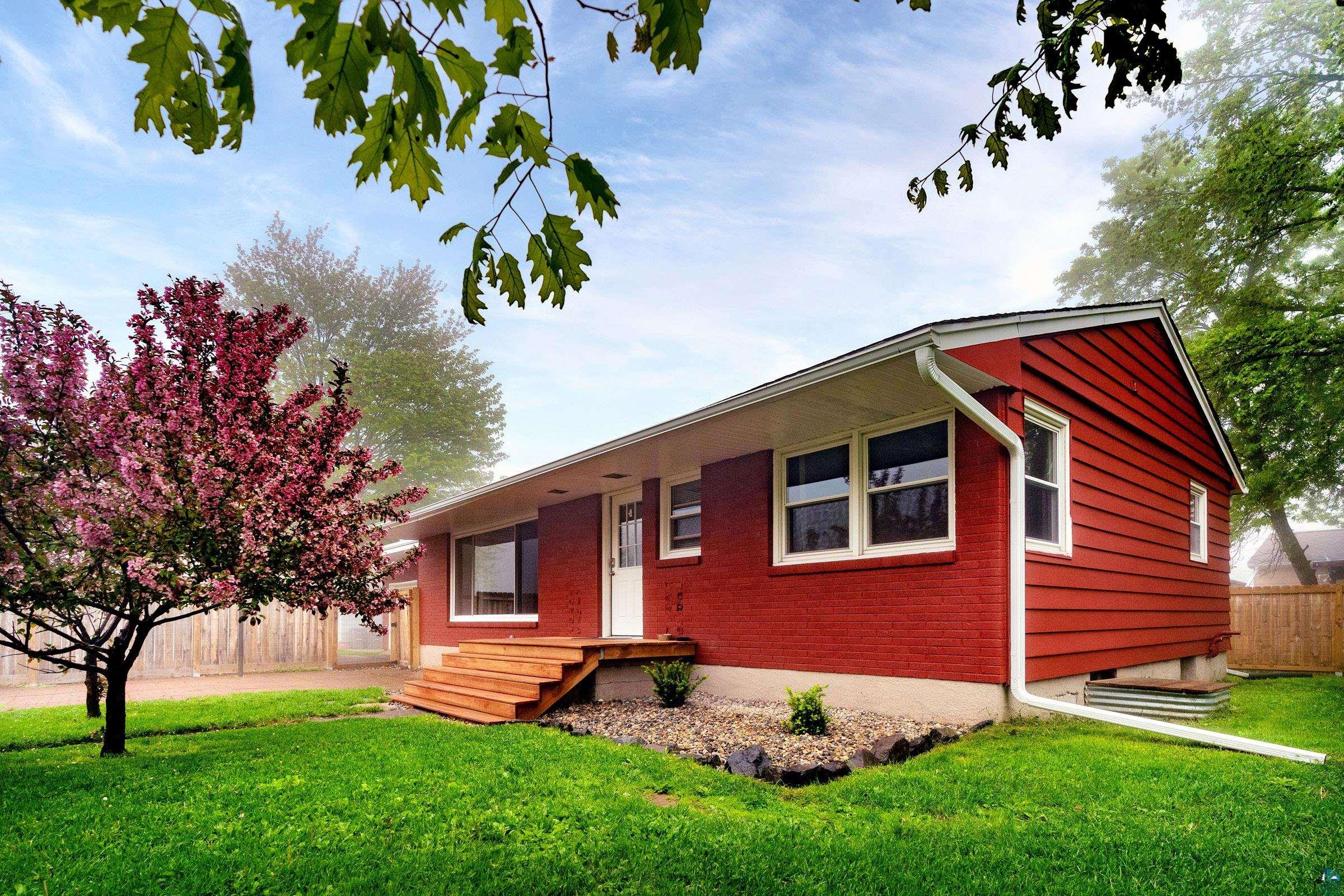 516 Anderson Road Duluth, MN 55811 - Photo 1 of 37 Gallery Image 1