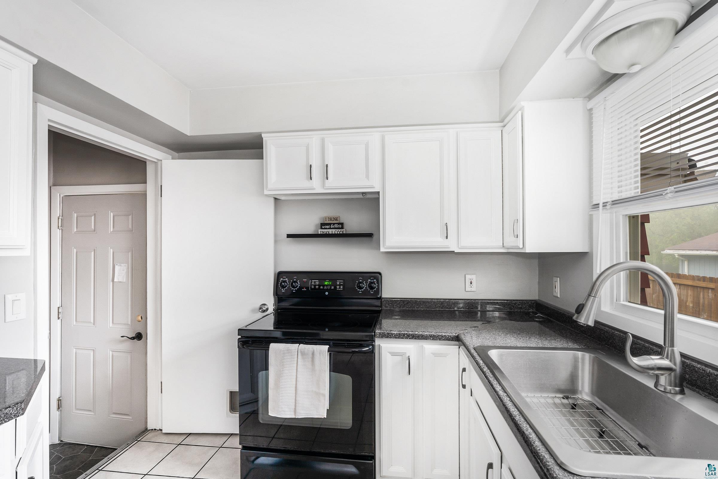 516 Anderson Road Duluth, MN 55811 - Photo 12 of 37 Gallery Image 12