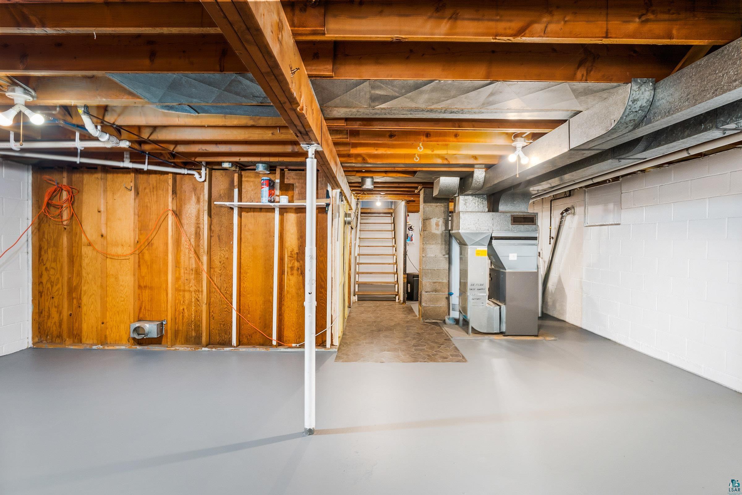 516 Anderson Road Duluth, MN 55811 - Photo 25 of 37 Gallery Image 25