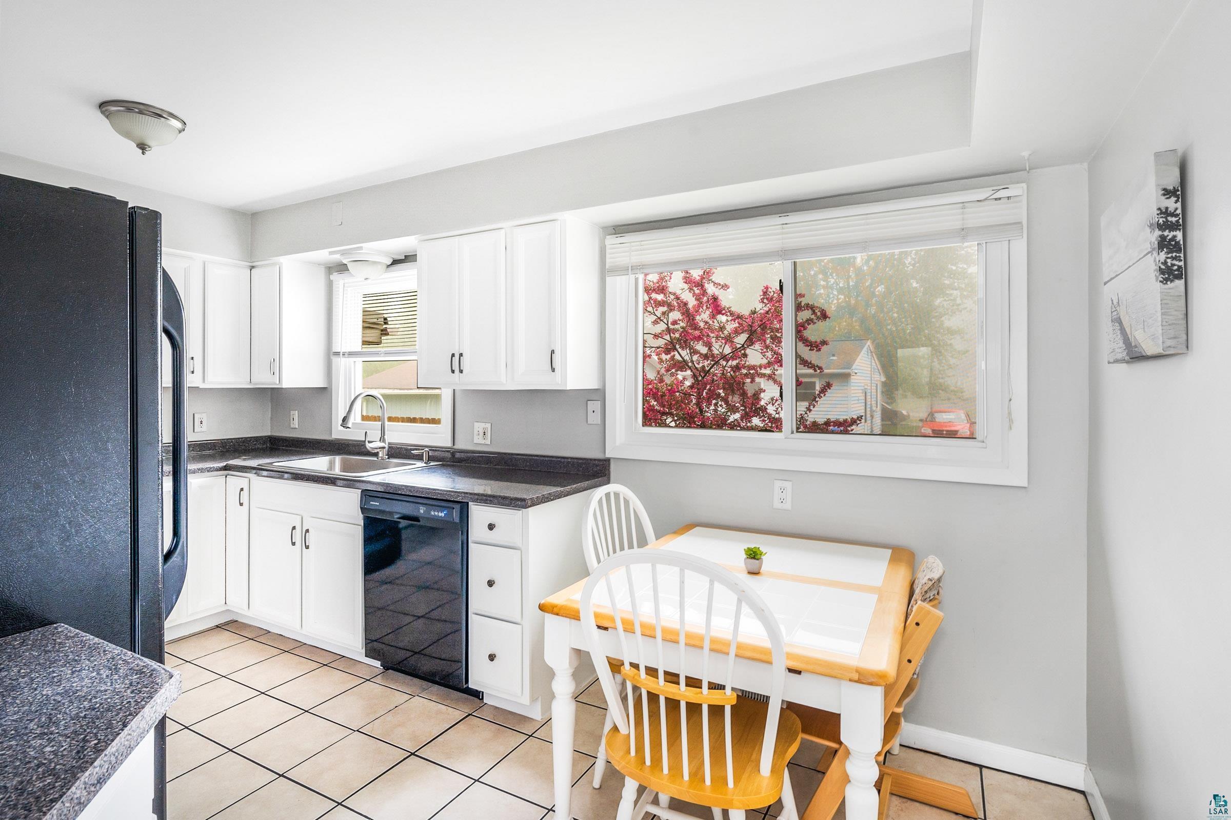 516 Anderson Road Duluth, MN 55811 - Photo 9 of 37 Gallery Image 9