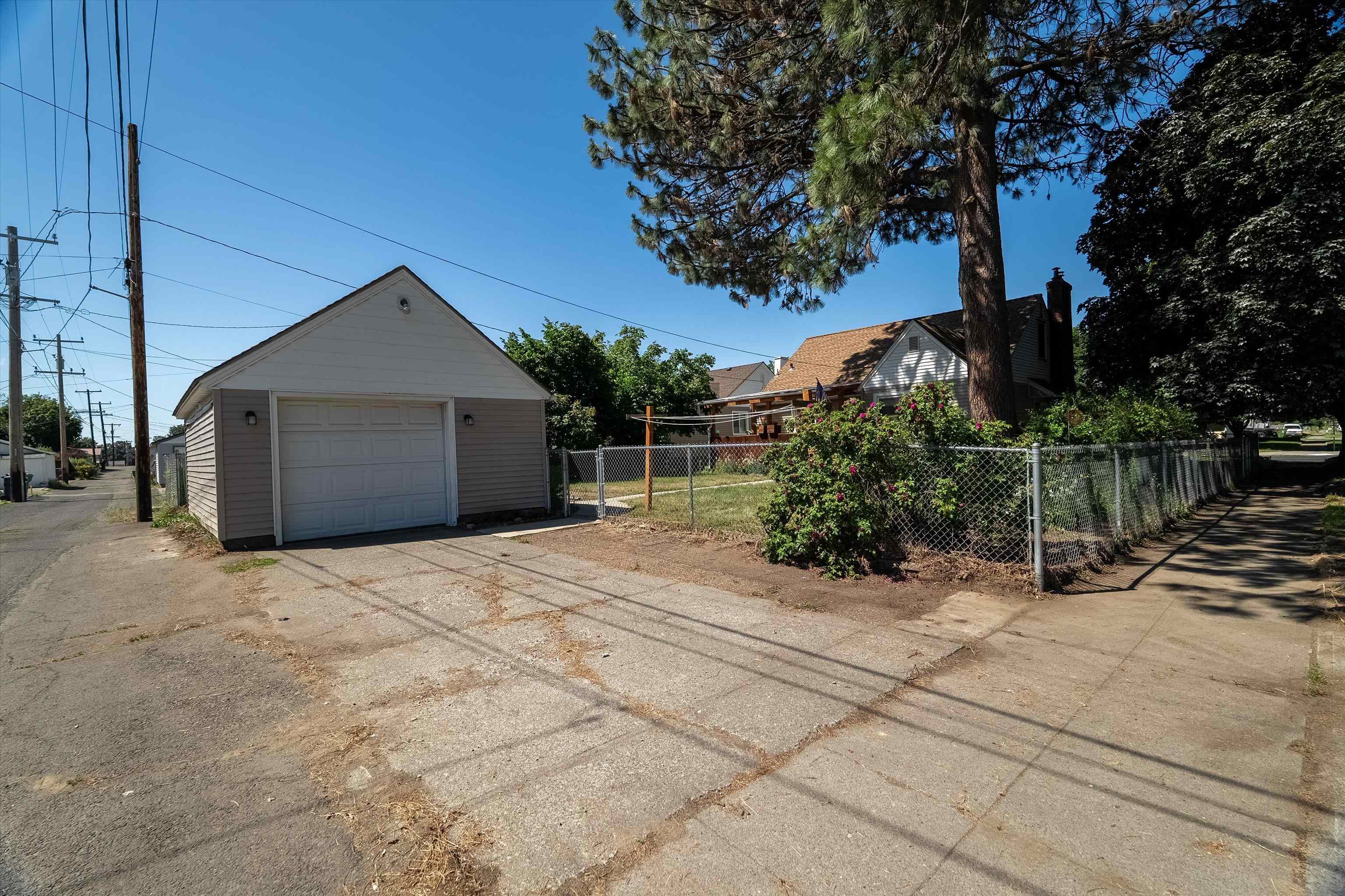 4828 North Wall Street Spokane, WA 99205 - Photo 36 of 41