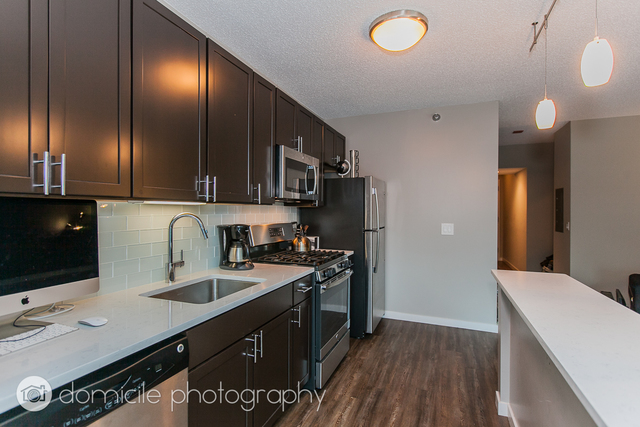 355 East Ohio Street, Unit 2003 Chicago, IL 60611 - Photo 8 of 14