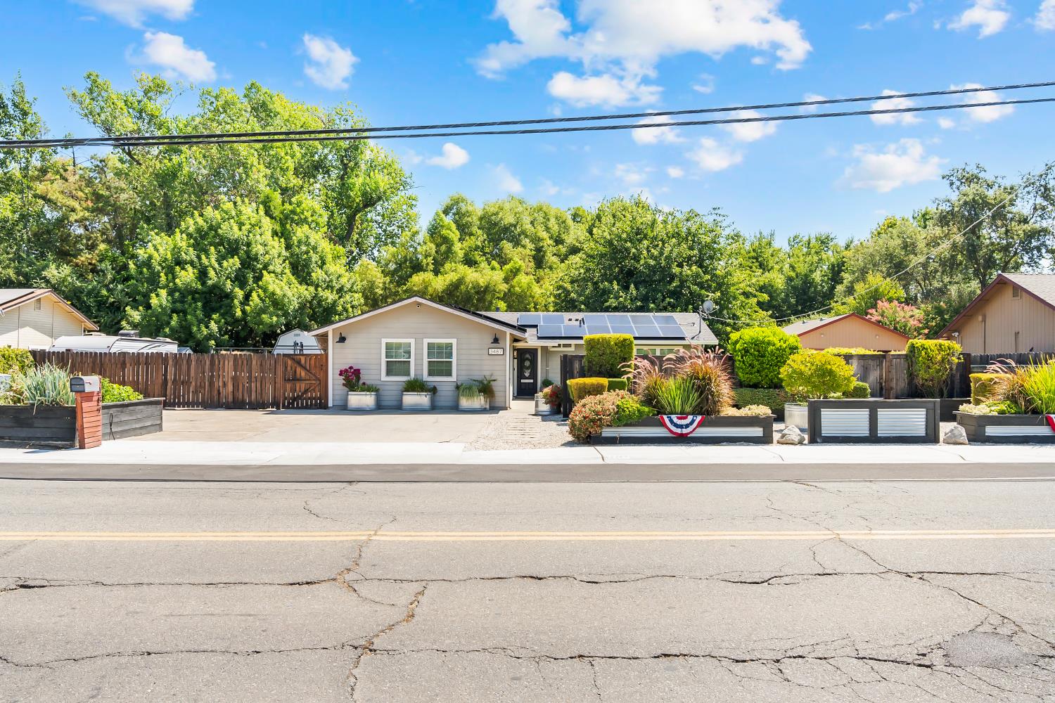 3487 Humphrey Road Loomis, CA 95650 - Photo 2 of 69 Gallery Image 2