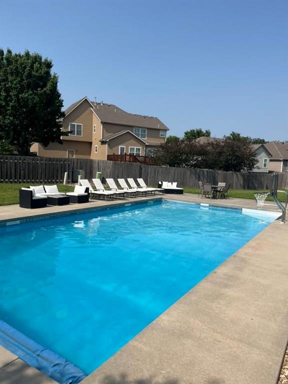 5524 Chamney Court Lawrence, KS 66049 - Photo 4 of 43