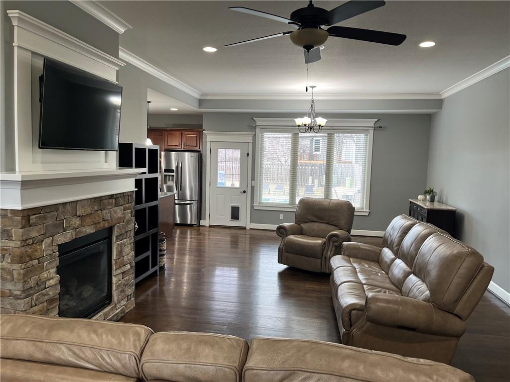 5524 Chamney Court Lawrence, KS 66049 - Photo 7 of 43