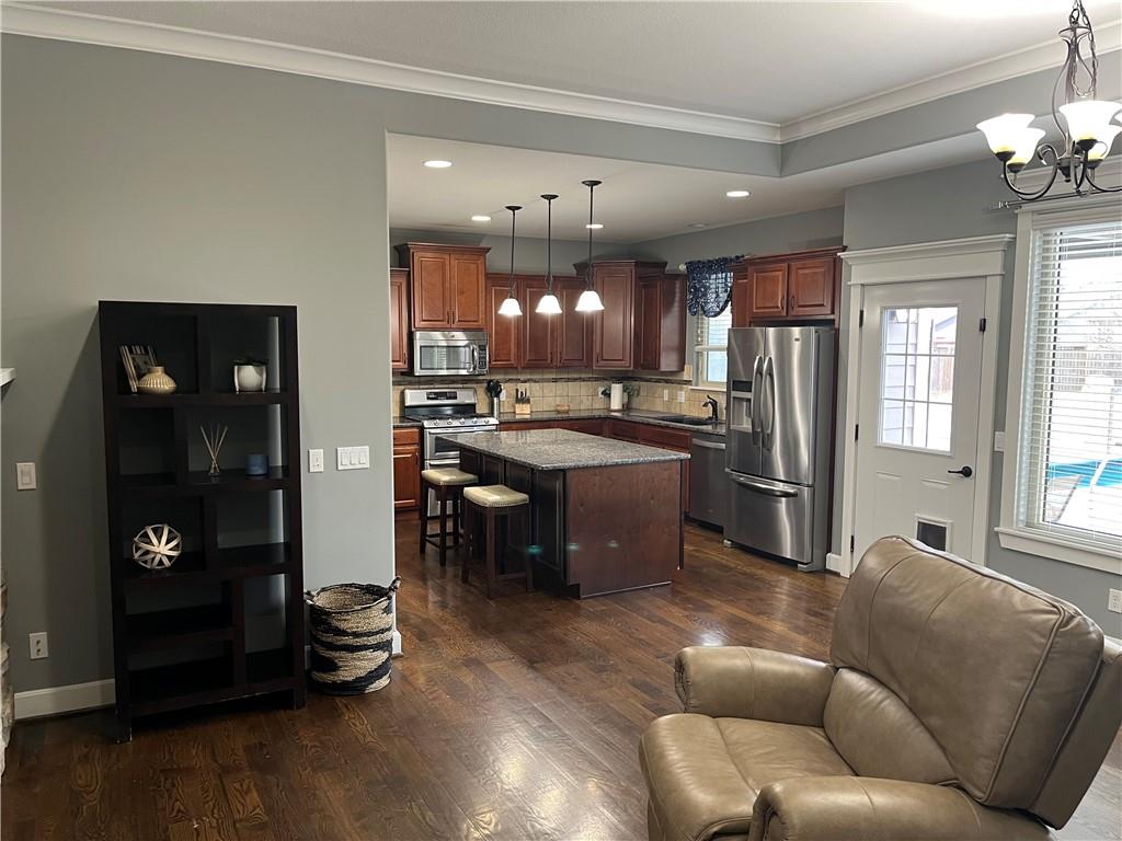 5524 Chamney Court Lawrence, KS 66049 - Photo 8 of 43