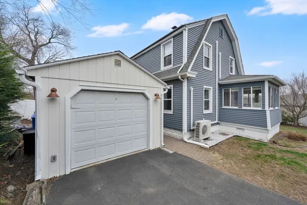 $239,000 | 400 El Paso Street, Springfield, MA 01104