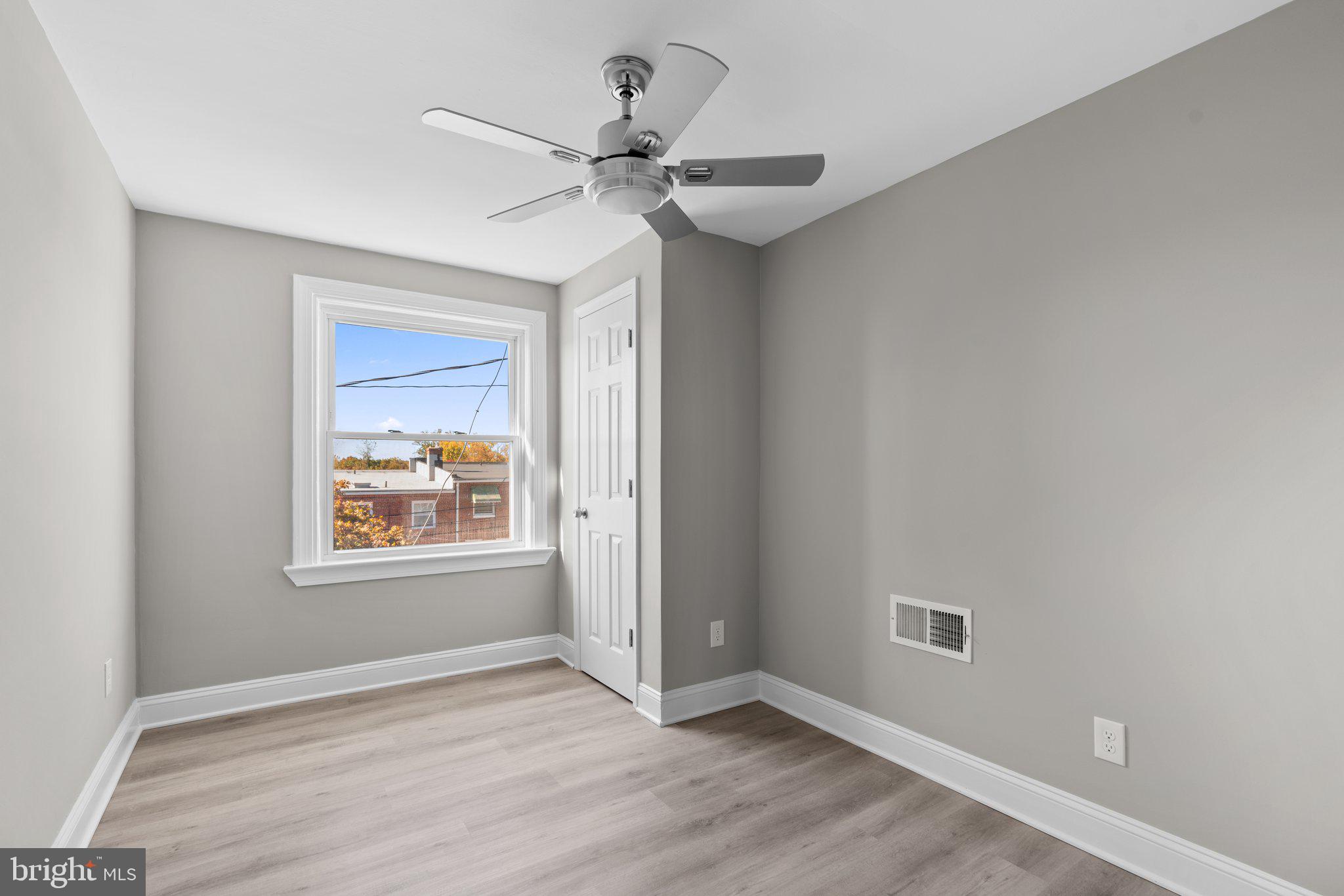 4331 Sheldon Avenue Baltimore, MD 21206 - Photo 19 of 34