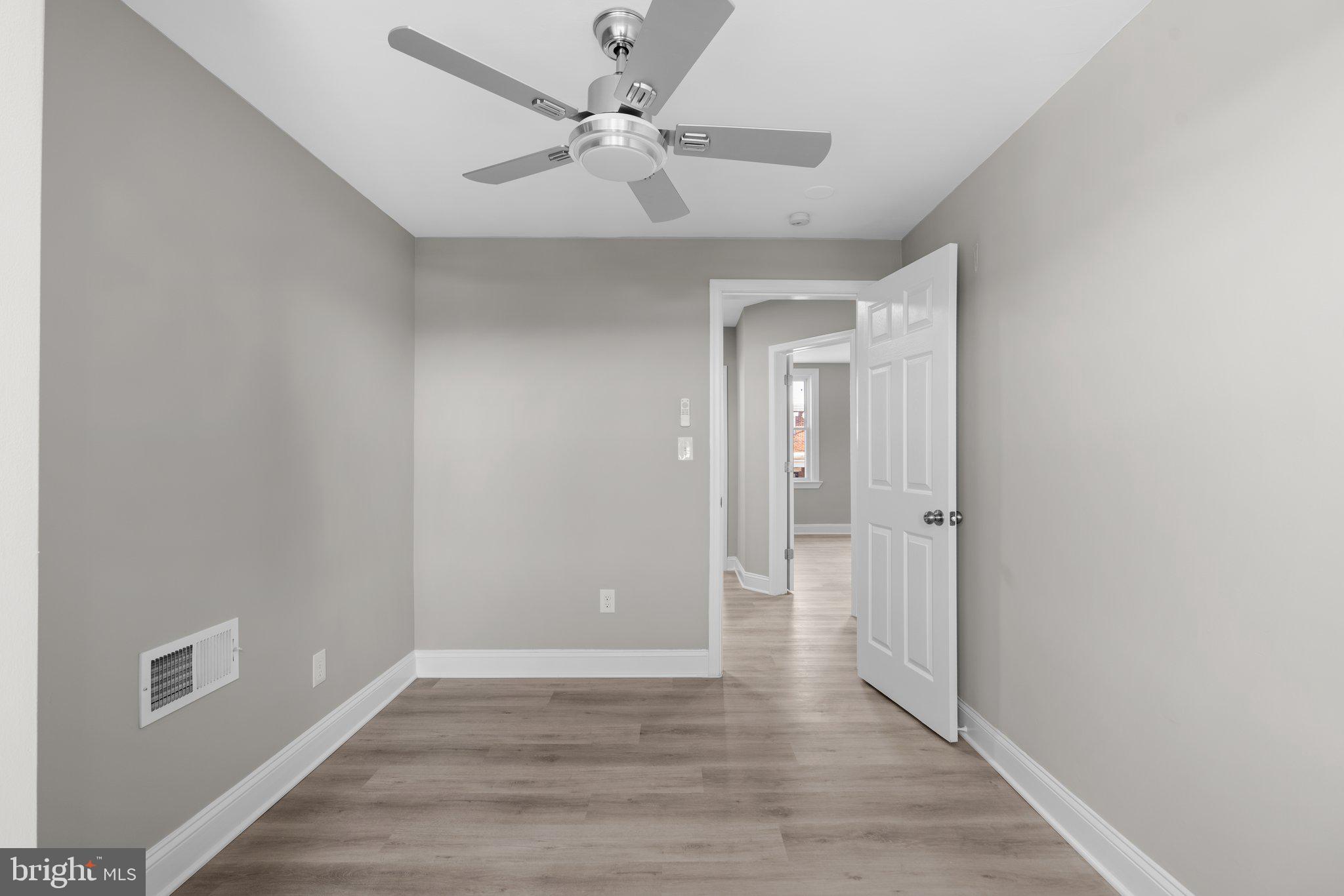 4331 Sheldon Avenue Baltimore, MD 21206 - Photo 20 of 34