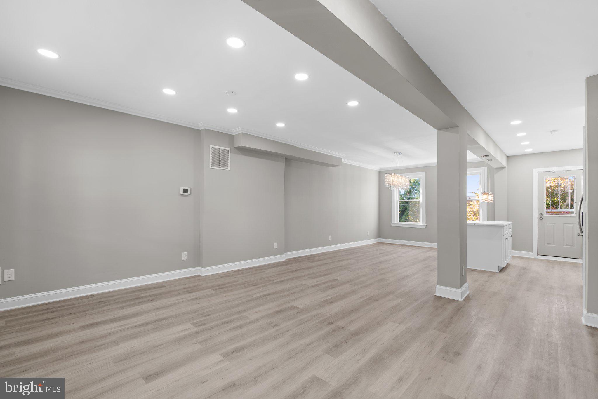 4331 Sheldon Avenue Baltimore, MD 21206 - Photo 5 of 34