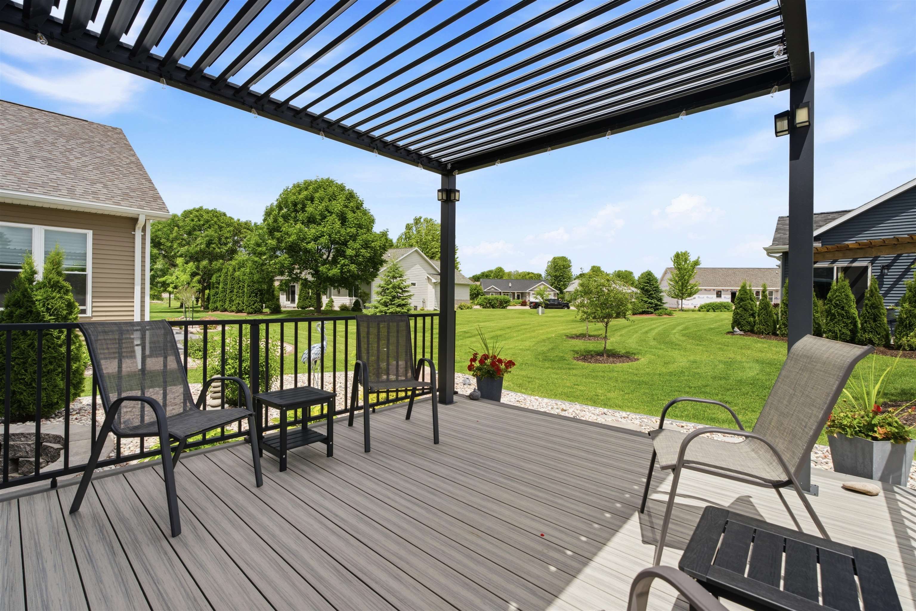 901 Clover Court Menasha, WI 54952 - Photo 33 of 41