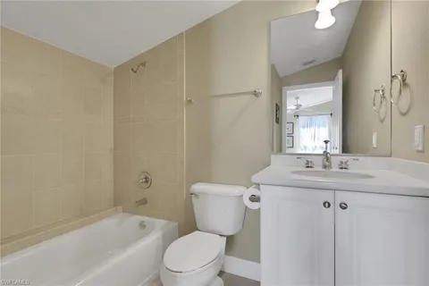 $347,900 | 3555 Avion Woods Court, Unit 501, Naples, FL 34104