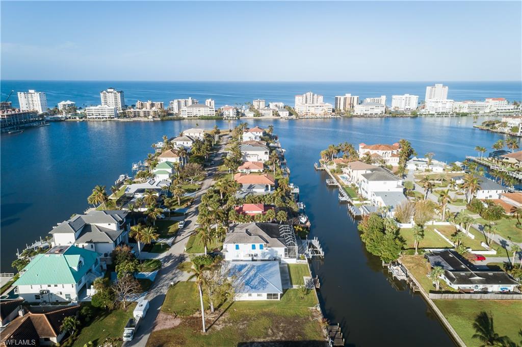451 Oak Avenue Naples, FL 34108 - Photo 25 of 25 a view of a city and ocean view