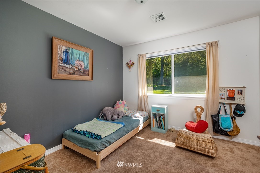 1710 West Beach Road Oak Harbor, WA 98277 - Photo 14 of 30 Gallery Image 14