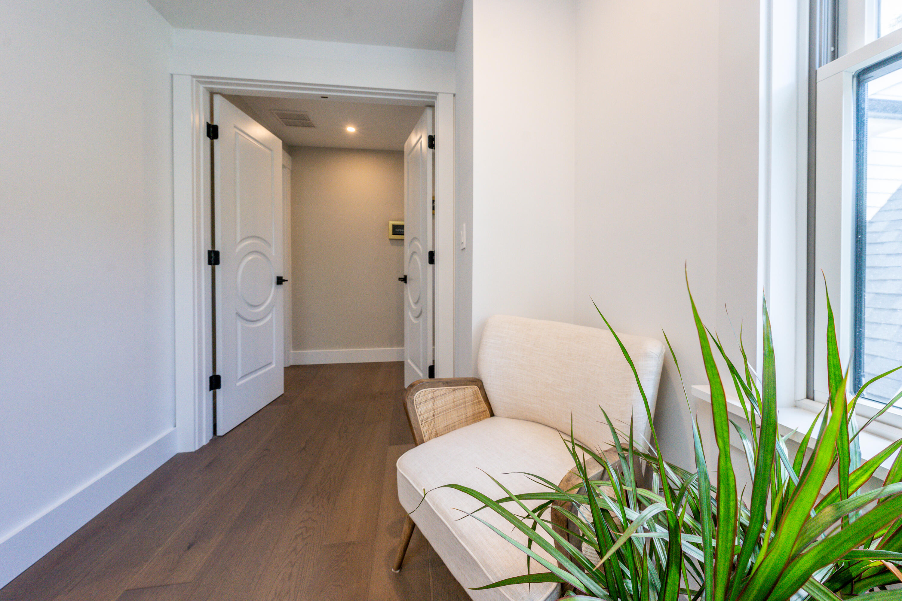180 Kettle Hole Road West Barnstable, MA 02668 - Photo 29 of 53 a living room with furniture and a potted plant