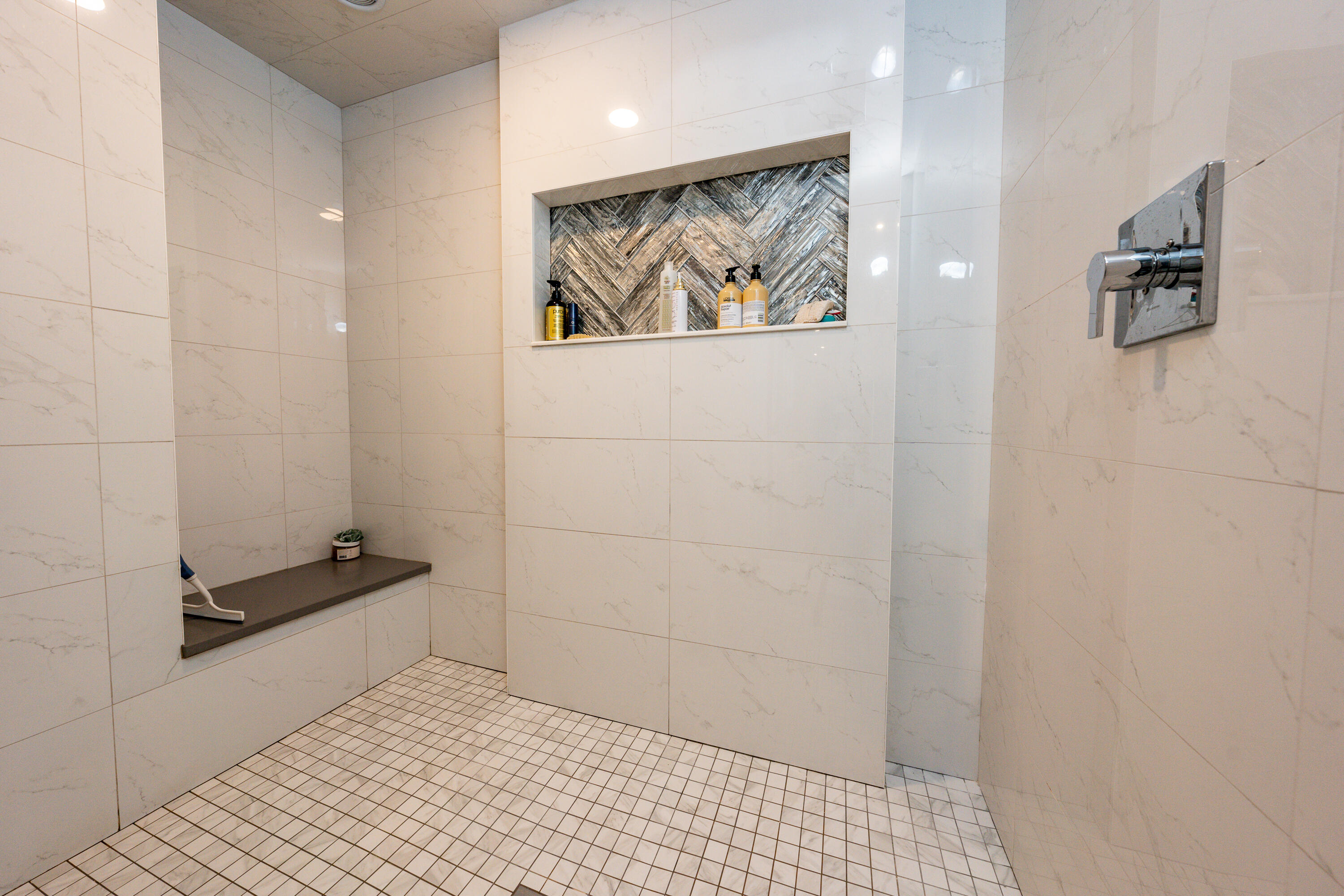 180 Kettle Hole Road West Barnstable, MA 02668 - Photo 34 of 53 1stbedroombath2