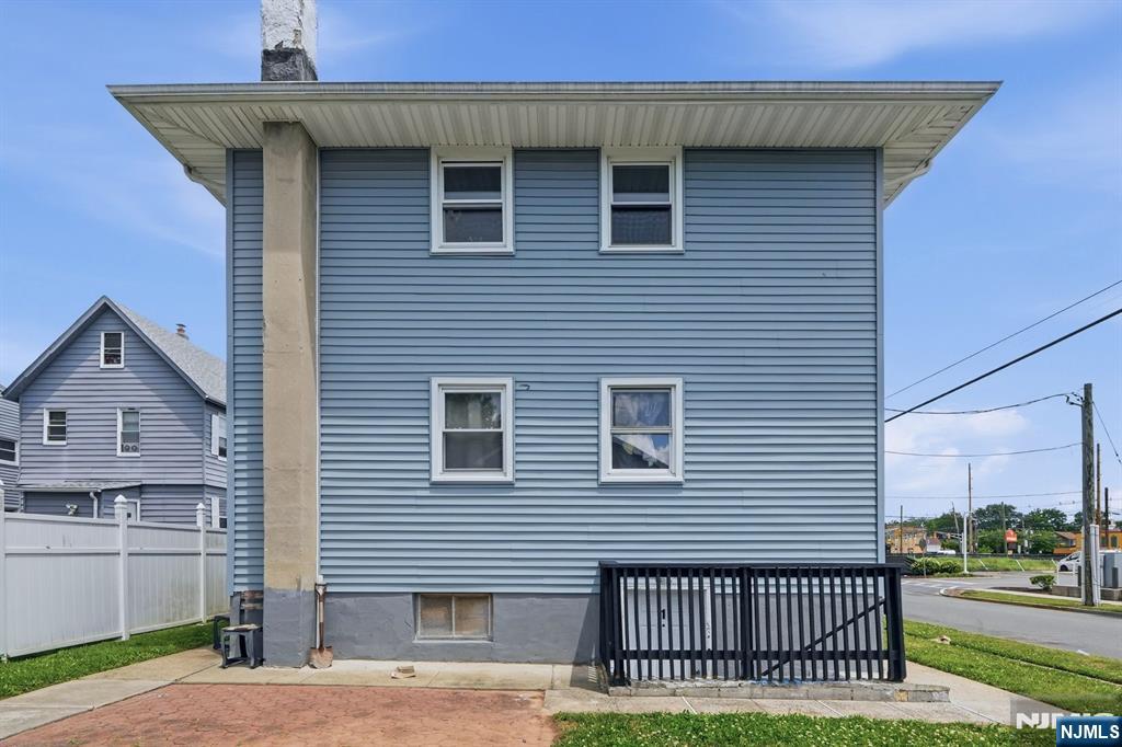 1134 Rivington Street Roselle, NJ 07203 - Photo 23 of 26