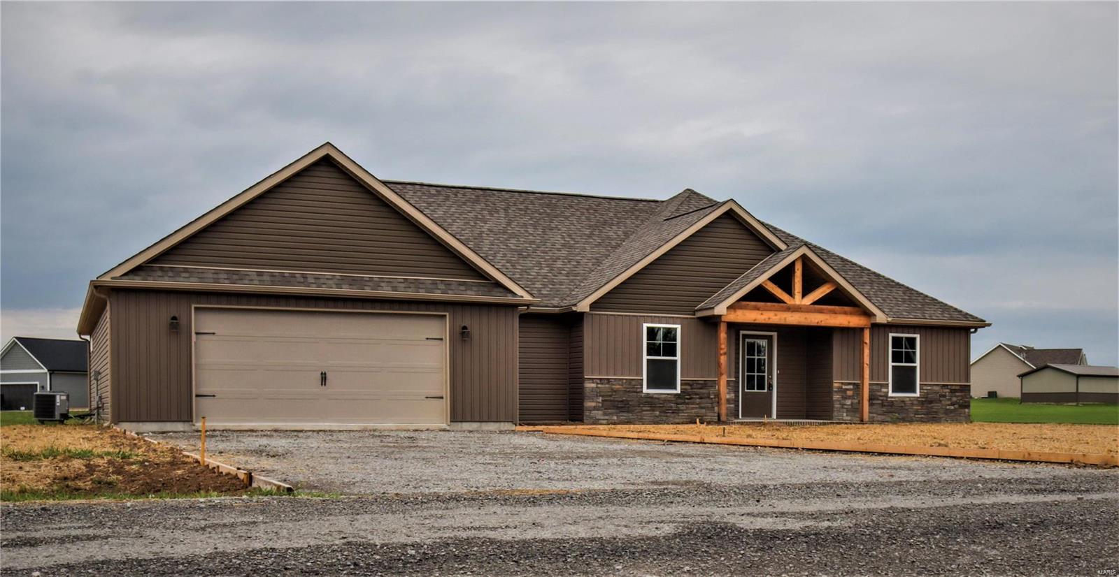 15660 Jadin Road Marion, IL 62959 - Photo 2 of 45