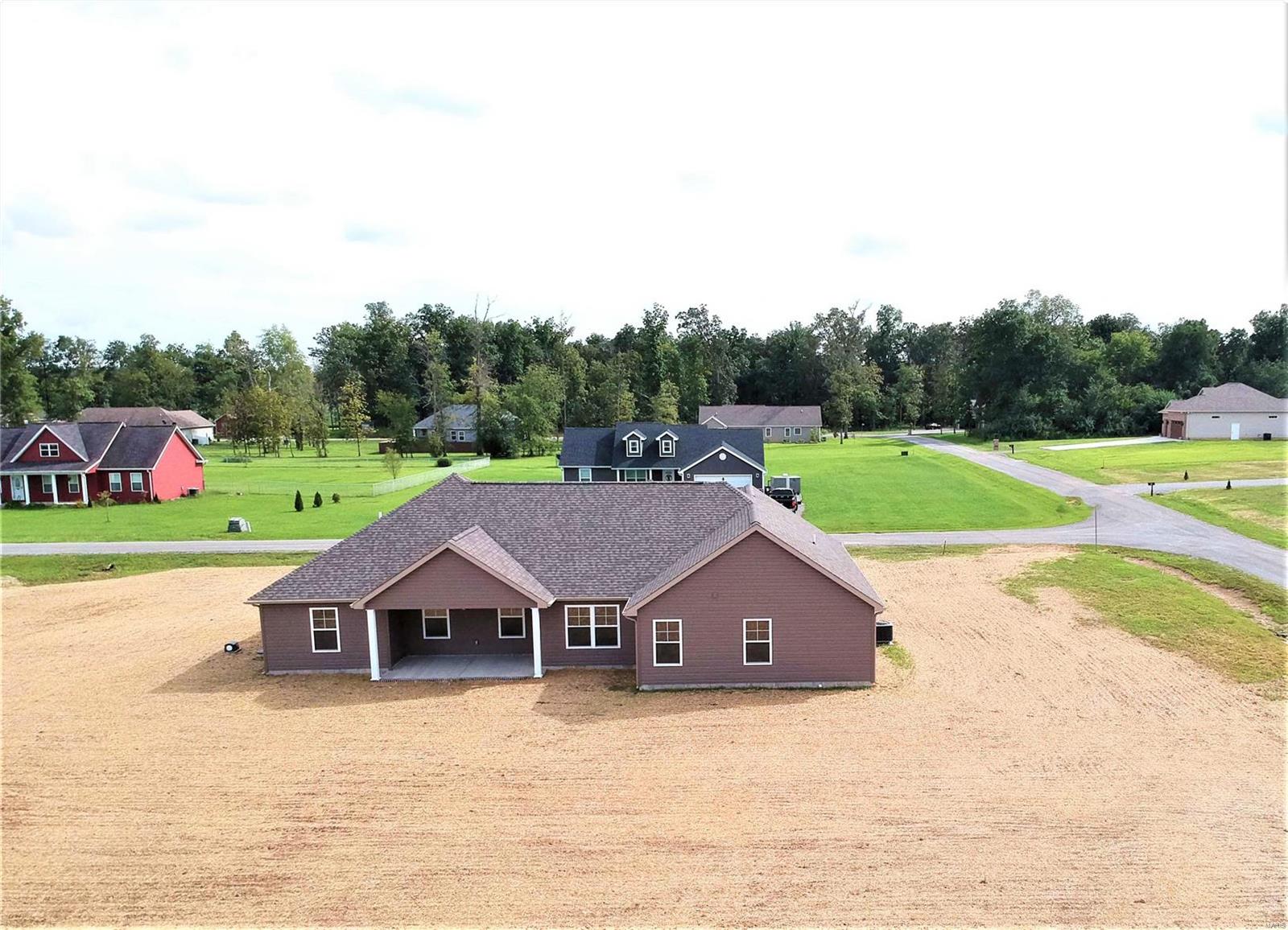 15660 Jadin Road Marion, IL 62959 - Photo 3 of 45
