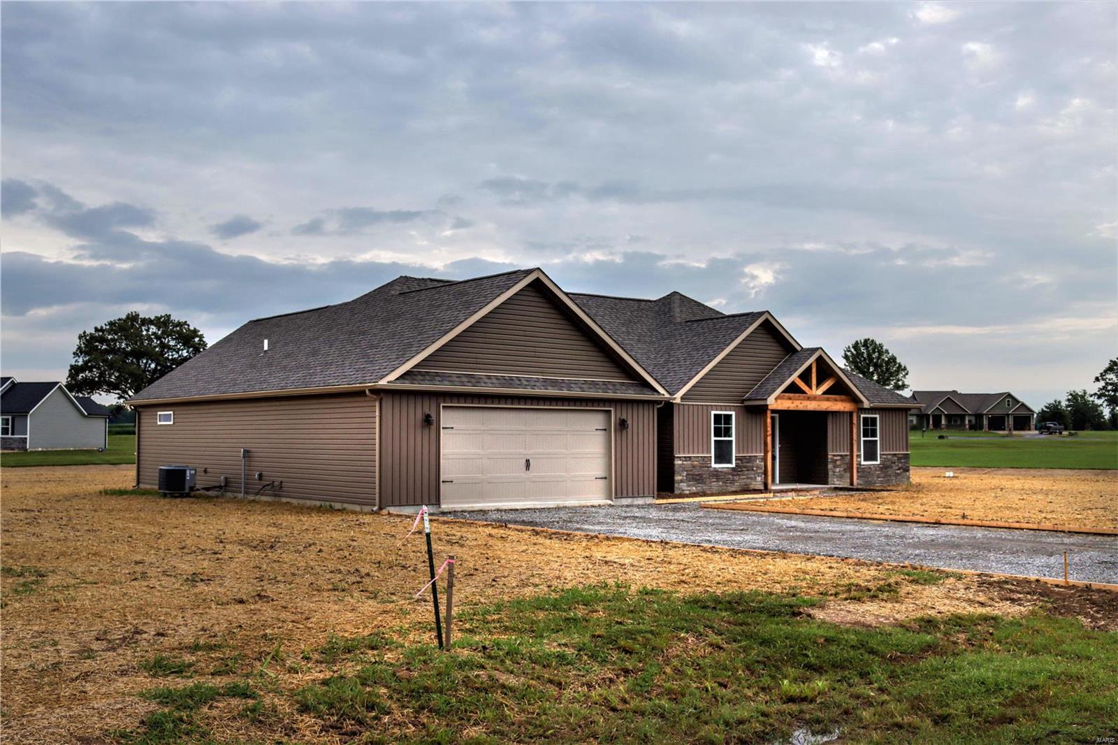 15660 Jadin Road Marion, IL 62959 - Photo 5 of 45