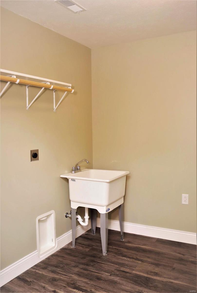 15660 Jadin Road Marion, IL 62959 - Photo 41 of 45