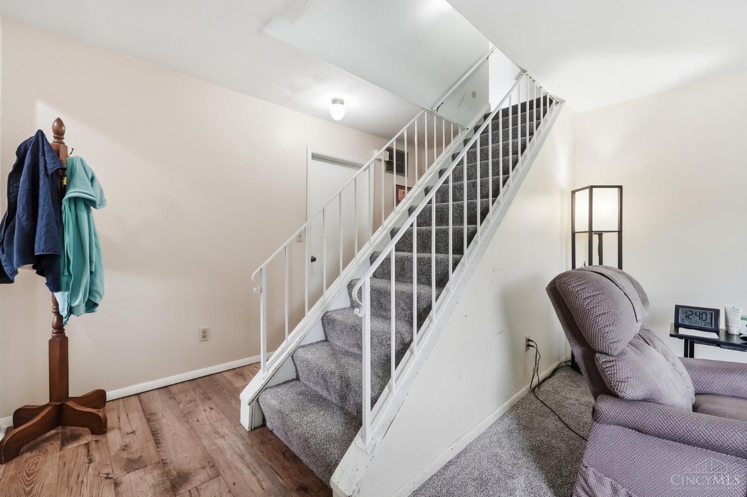 4455 Cloverhill Terrace Cincinnati, OH 45238 - Photo 34 of 78