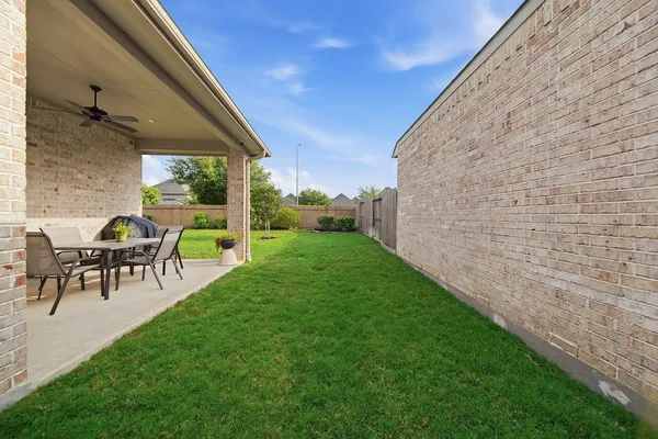 $470,000 | 13227 Fairfield Arbor Drive, Houston, TX 77059