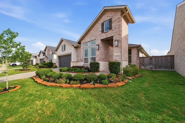 $470,000 | 13227 Fairfield Arbor Drive, Houston, TX 77059