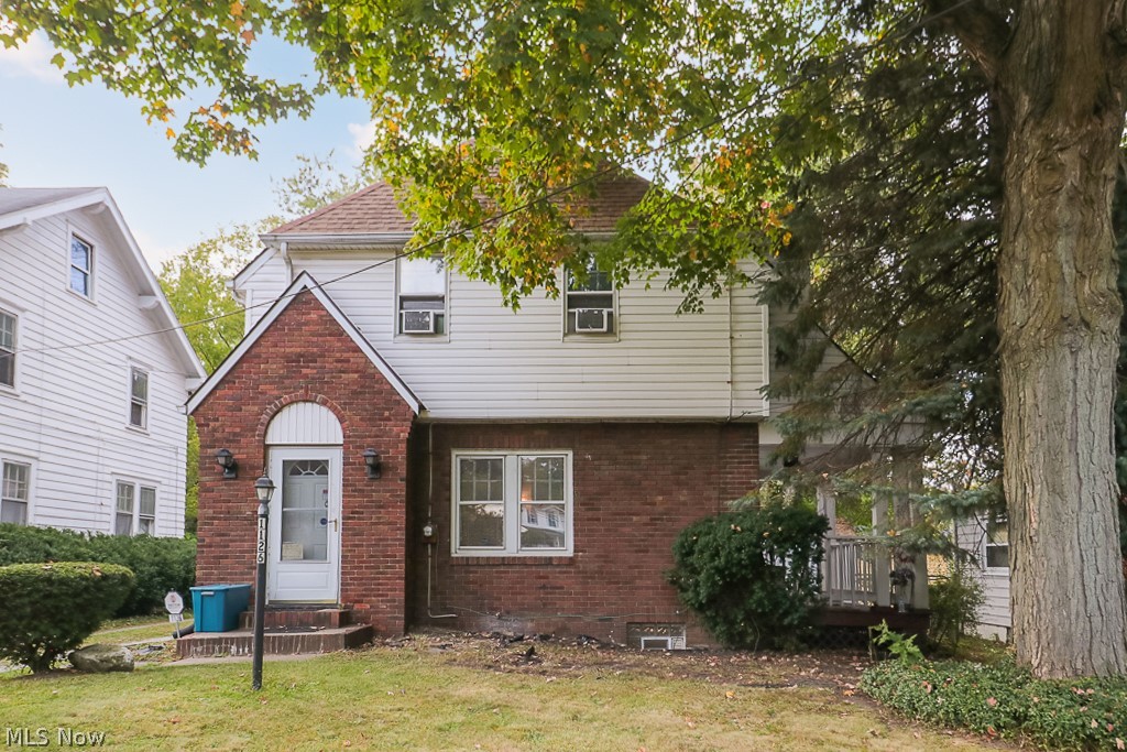 1126 Diagonal Road Akron, OH 44320 - Photo 1 of 30