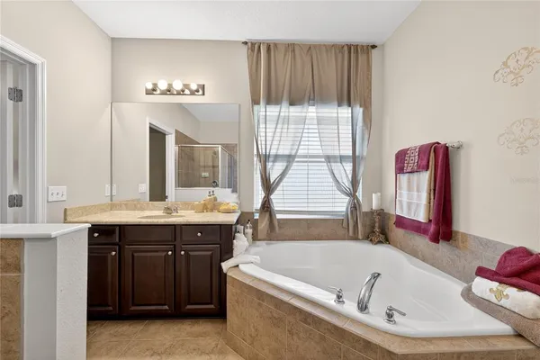 $614,900 | 882 Counts Crest Circle, Apopka, FL 32712