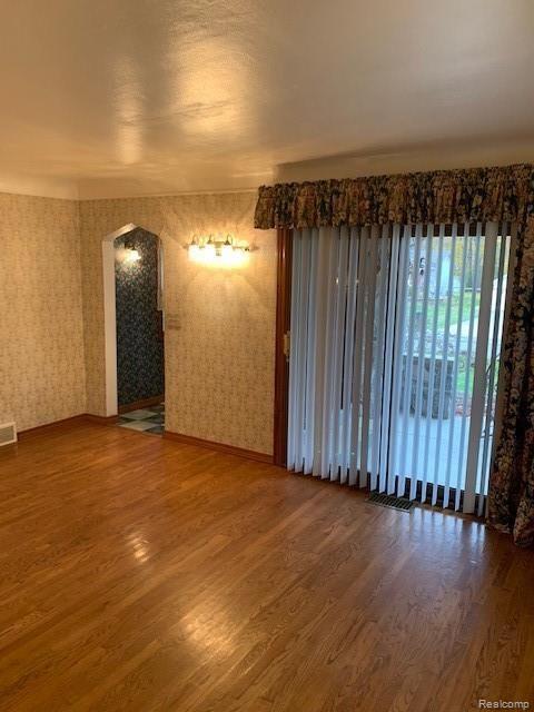 2907 Dearborn Avenue Rochester Hills, MI 48309 - Photo 29 of 55