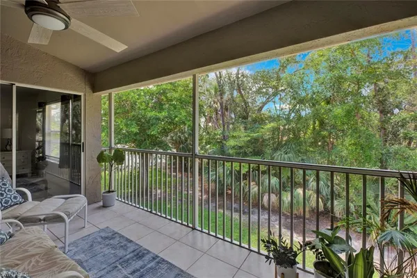 $2,500 | 386 Emerald Bay Circle, Unit G4, Naples, FL 34110