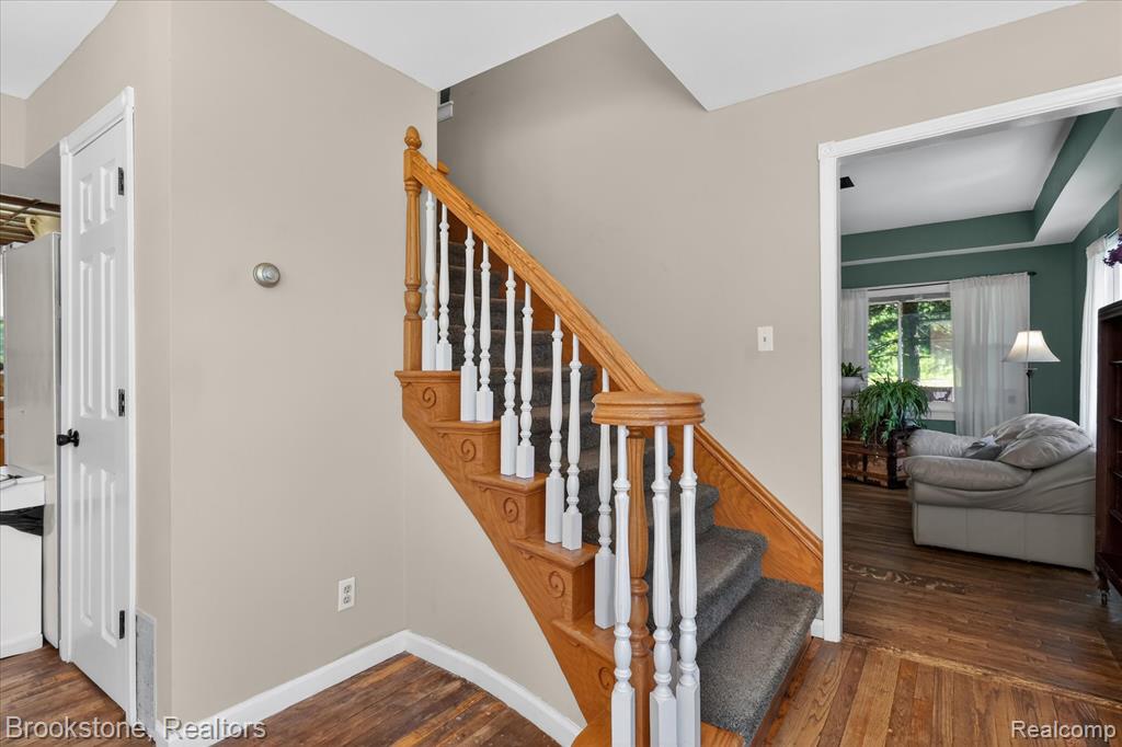 9455 Andersonville Road Clarkston, MI 48346 - Photo 9 of 80