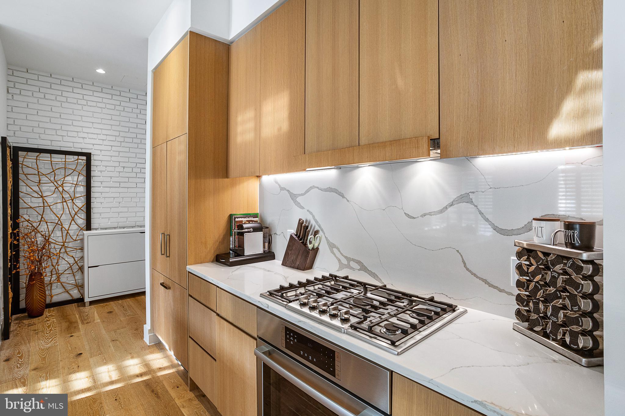 1324 E Street Southeast, Unit 208 Washington, DC 20003 - Photo 16 of 40 Five Burner Gas Cooktop