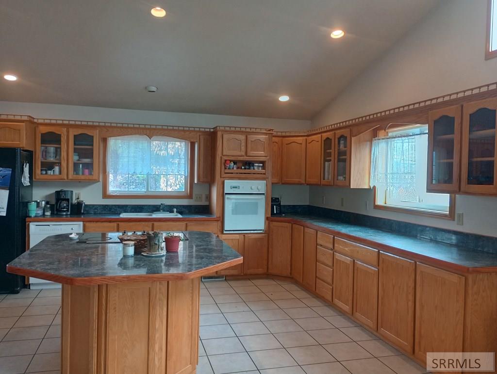 405 Washington Street Salmon, ID 83467 - Photo 4 of 40