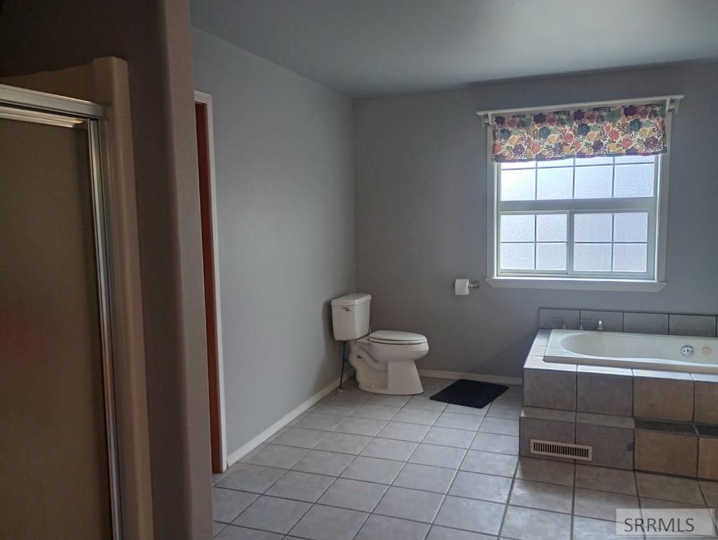 405 Washington Street Salmon, ID 83467 - Photo 5 of 40