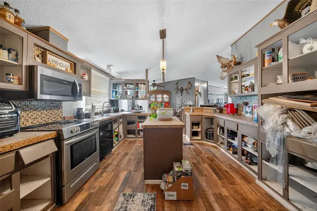 $249,000 | 12751 County Road 1200, Malakoff, TX 75148