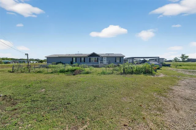 $249,000 | 12751 County Road 1200, Malakoff, TX 75148