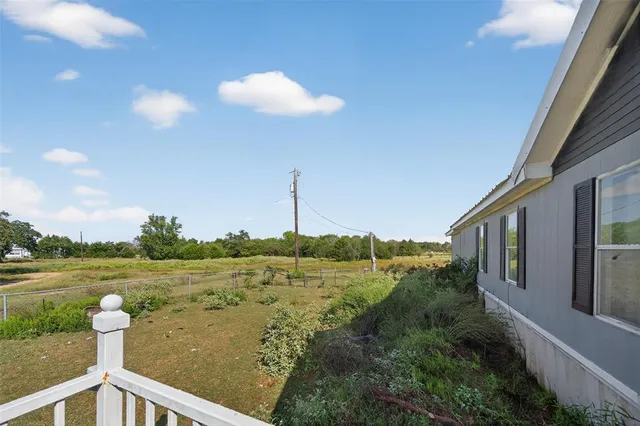 $249,000 | 12751 County Road 1200, Malakoff, TX 75148