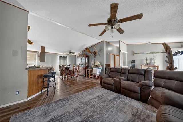 $249,000 | 12751 County Road 1200, Malakoff, TX 75148