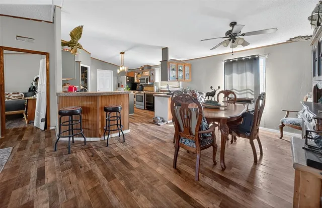 $249,000 | 12751 County Road 1200, Malakoff, TX 75148