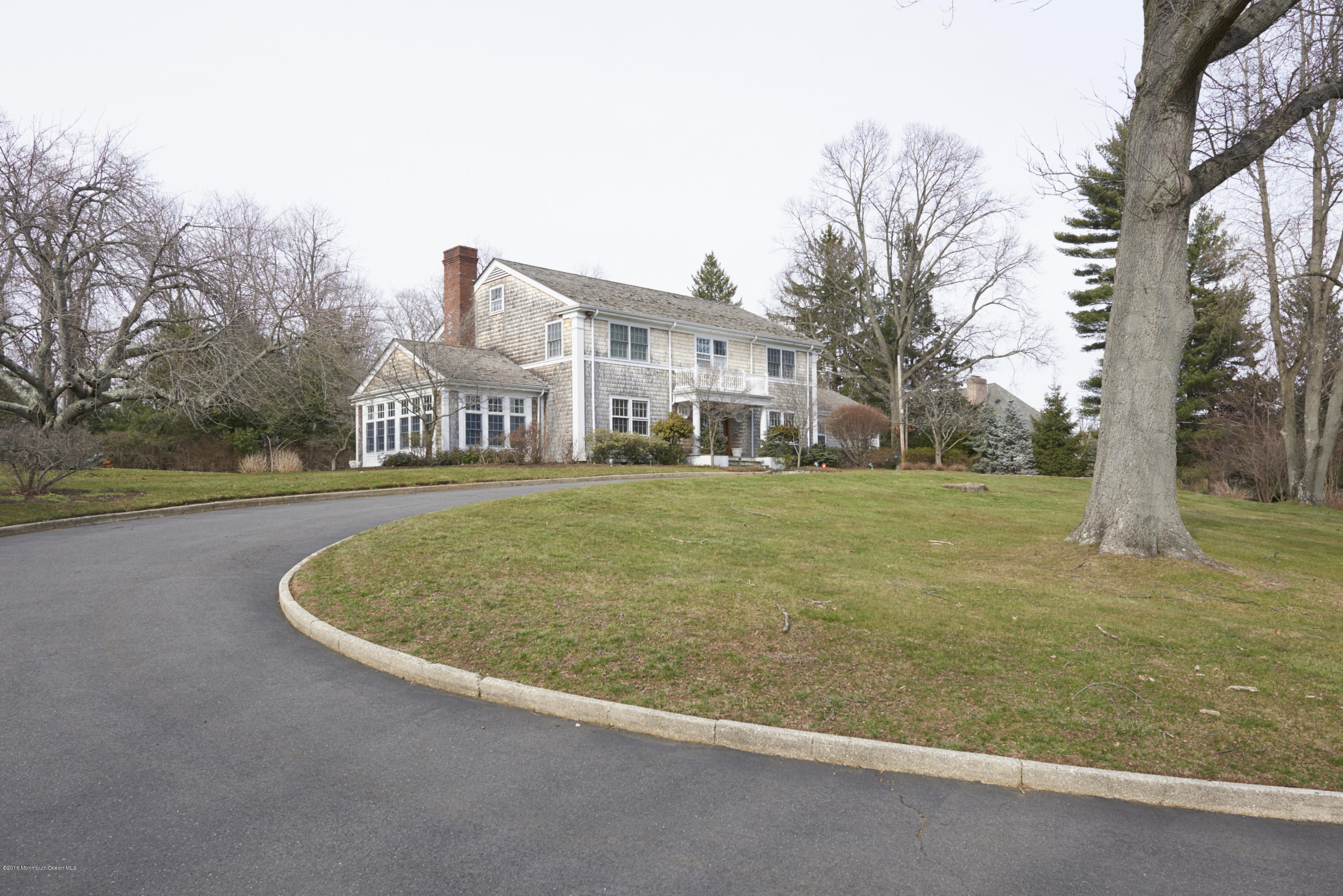 568 Ridge Road Fair Haven, NJ 07704 - Photo 4 of 18 1676