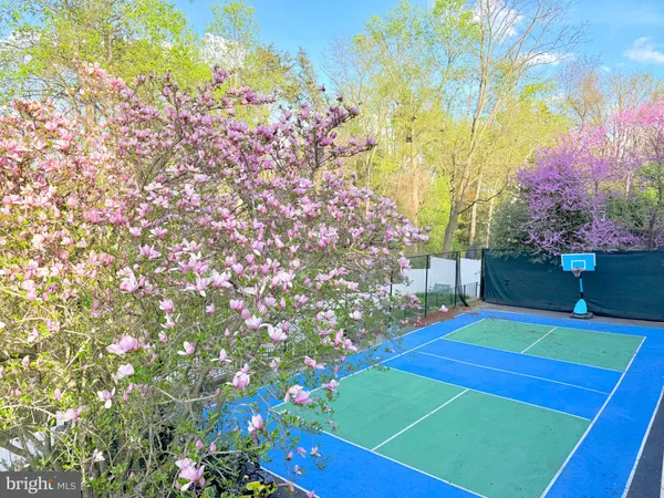 $24,000 | 1289 Ballantrae Farm Drive, McLean, VA 22101